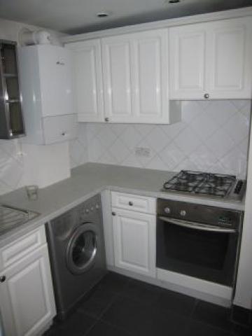 			NEW ON!, 2 Bedroom, 1 bath, 1 reception Flat			 Felixstowe Road, KENSAL GREEN NW10